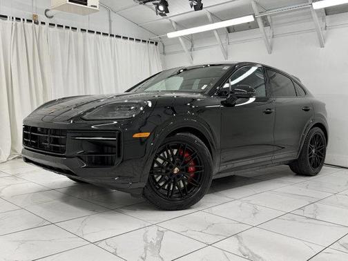 2026 Porsche Cayenne GTS