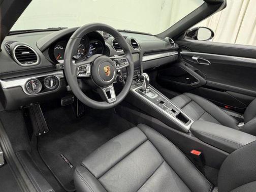 2025 Porsche 718 Boxster GTS 4.0