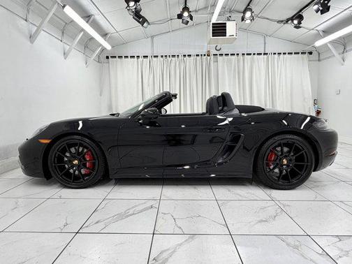 2025 Porsche 718 Boxster GTS 4.0