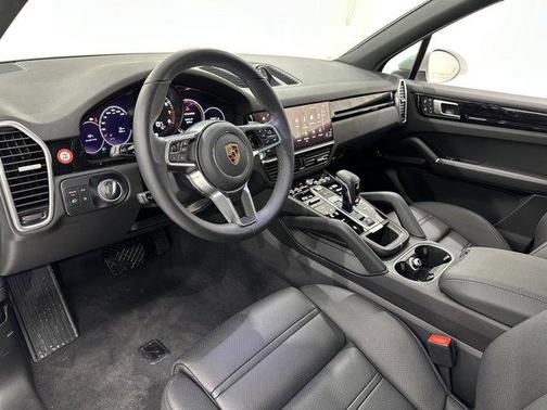 2022 Porsche Cayenne