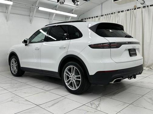 2022 Porsche Cayenne