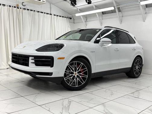 2026 Porsche Cayenne Cayenne S E-Hybrid