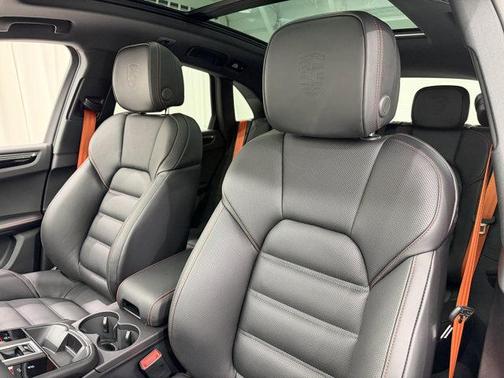 2026 Porsche Macan T