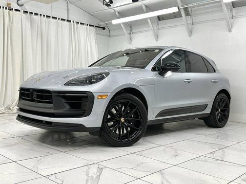 2025 Porsche Macan GTS