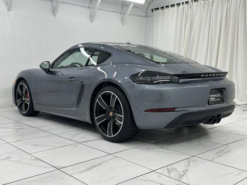 2025 Porsche 718 Cayman S
