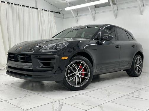 2024 Porsche Macan Base