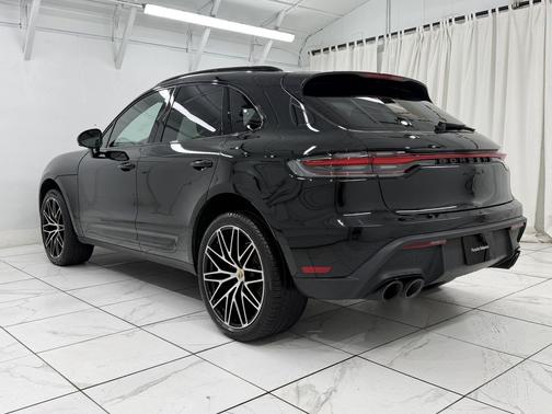 Black 2024 Porsche Macan Macan