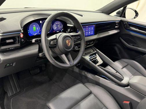 2025 Porsche Macan Electric
