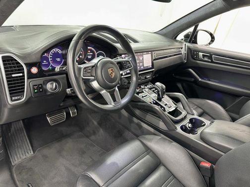 2021 Porsche Cayenne GTS