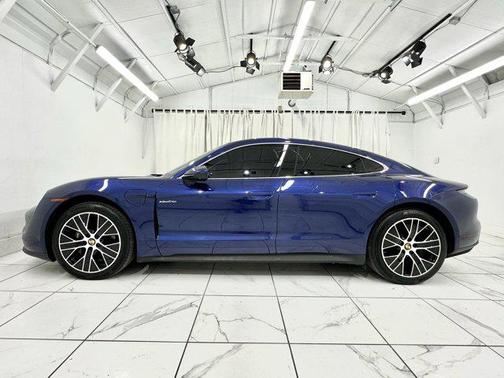 2021 Porsche Taycan RWD