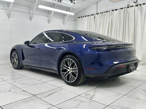 2021 Porsche Taycan RWD