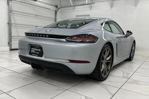 2021 Porsche 718 Cayman T