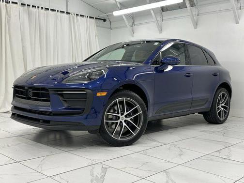 2025 Porsche Macan AWD