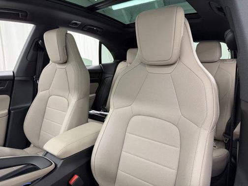 2025 Porsche Macan Electric 4S