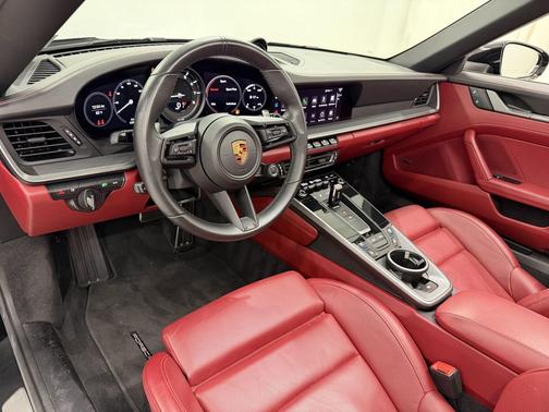 Jet Black Metallic 2023 Porsche 911 Targa 4S