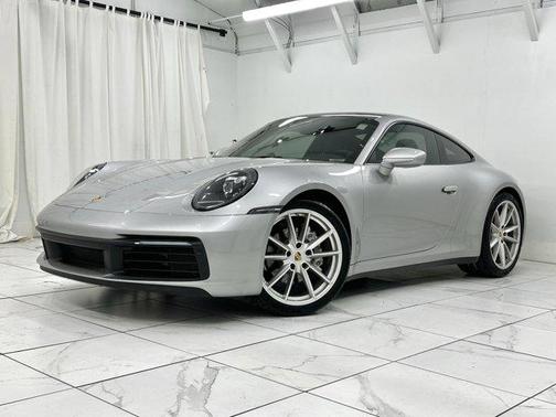 2021 Porsche 911 Carrera