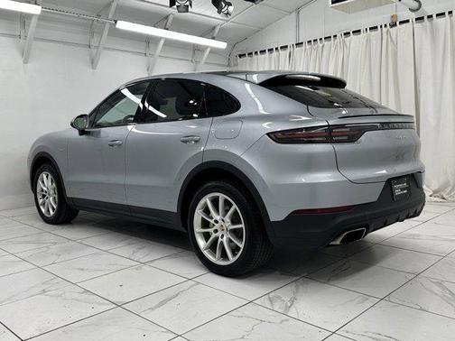 2021 Porsche Cayenne E-Hybrid S