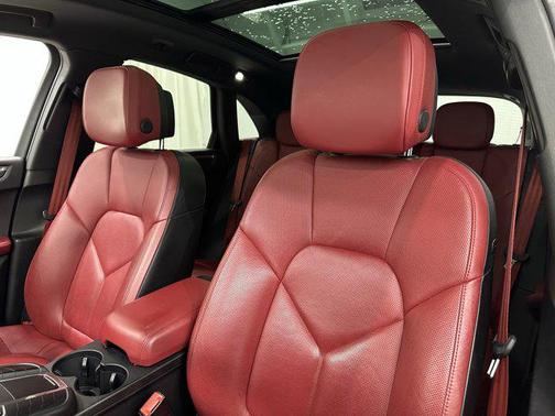 2016 Porsche Macan S