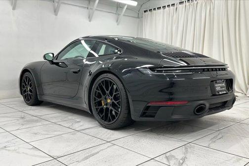 2023 Porsche 911 Carrera GTS