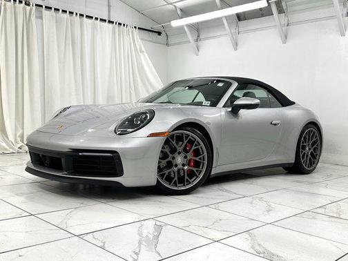 2022 Porsche 911 Carrera 4S Cabriolet