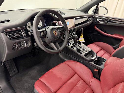 2026 Porsche Macan T