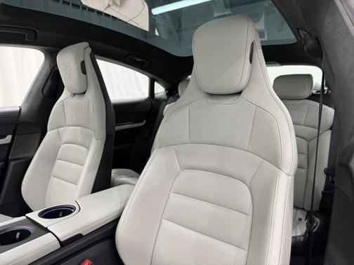 2023 Porsche Taycan GTS