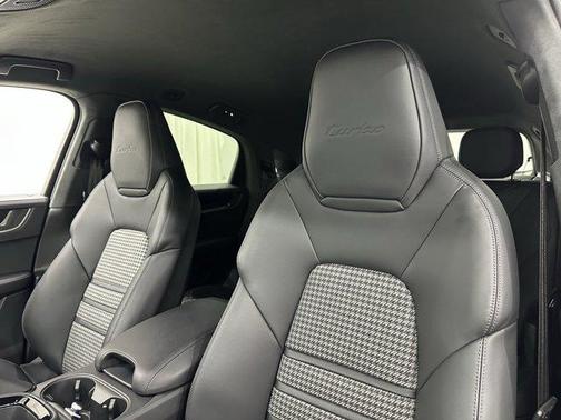 2024 Porsche Cayenne E-Hybrid S