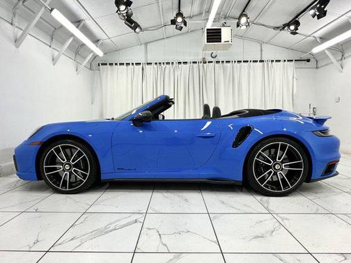 2022 Porsche 911 Turbo