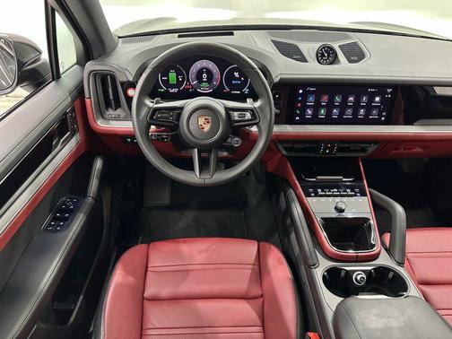 2025 Porsche Cayenne E-Hybrid