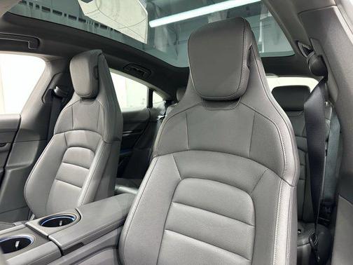 2022 Porsche Taycan 4S