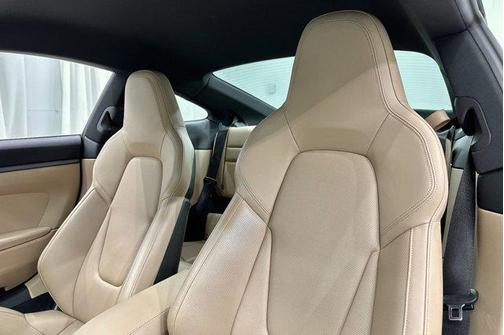 2023 Porsche 911 Carrera