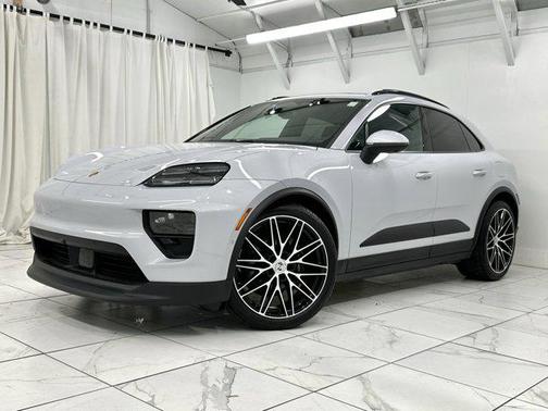 Volcano Grey Metallic 2024 Porsche Macan Macan Electric 4
