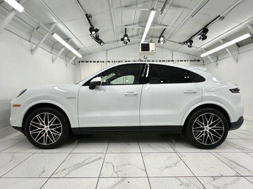 2025 Porsche Cayenne Cayenne E-Hybrid