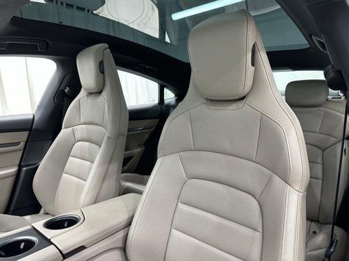 2022 Porsche Taycan 4S