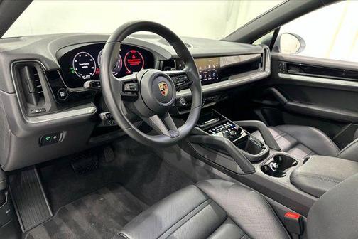 2024 Porsche Cayenne Coupe AWD