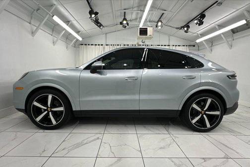 2024 Porsche Cayenne Coupe AWD