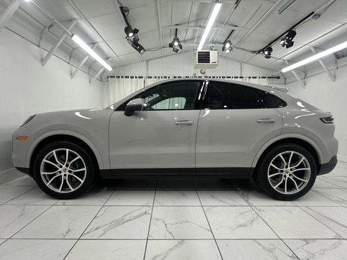2024 Porsche Cayenne Coupe AWD