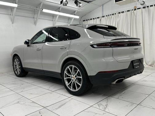 2024 Porsche Cayenne Coupe AWD