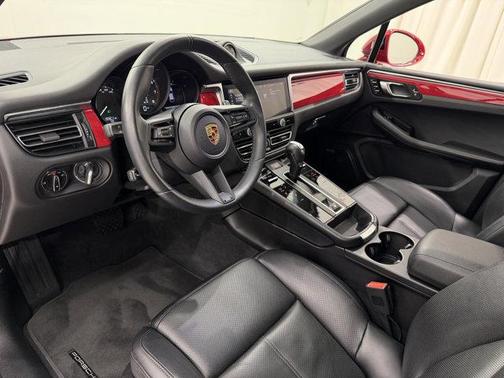 2024 Porsche Macan AWD