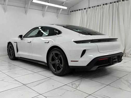 2025 Porsche Taycan Turbo S