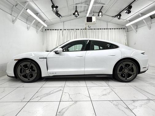 2025 Porsche Taycan Turbo S