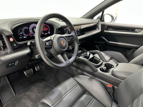2024 Porsche Cayenne S