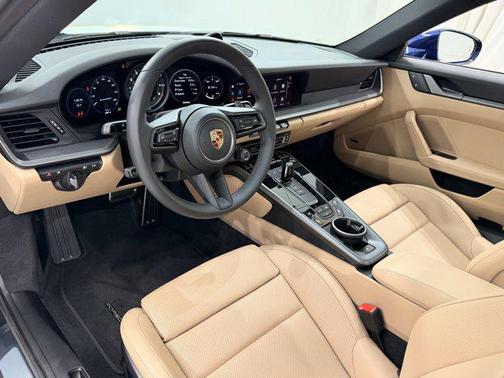 2024 Porsche 911 Carrera