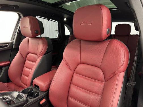 2022 Porsche Macan GTS