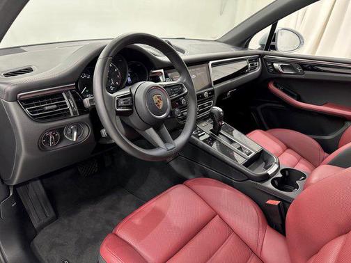 2022 Porsche Macan GTS