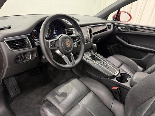 2017 Porsche Macan AWD