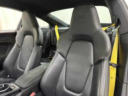 2023 Porsche 911 Carrera GTS