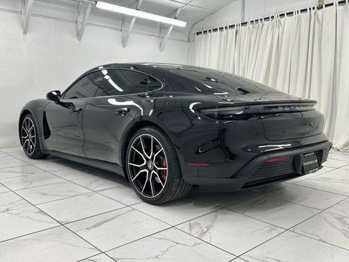 2024 Porsche Taycan RWD
