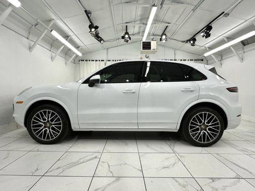 2021 Porsche Cayenne S
