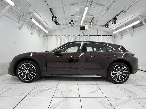 2023 Porsche Taycan Turbo